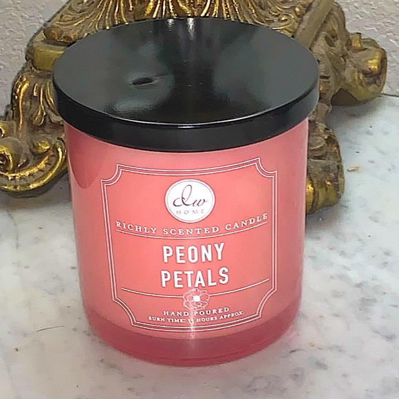DW HOME CANDLE PEONY PETALS SCENTED NEW 9.7 oz 1 WICK - Picture 2 of 3